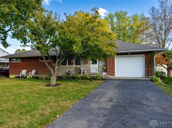 190 6th St, Waynesville, OH 45068