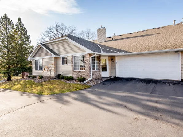 8385 Copperfield Way, Inver Grove Heights, MN 55076