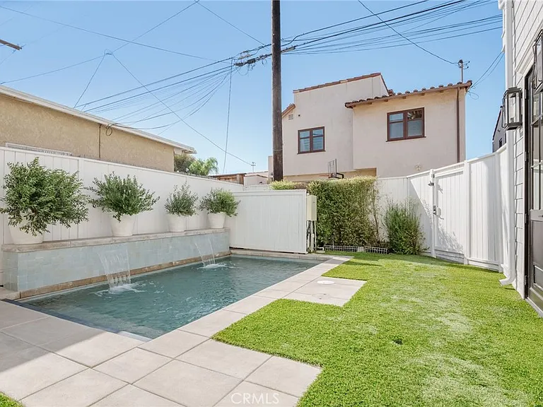 153 Granada Ave — Photo 25
