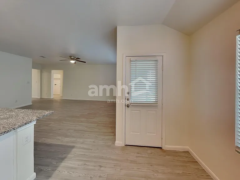 2708 Iberia Ct — Photo 5