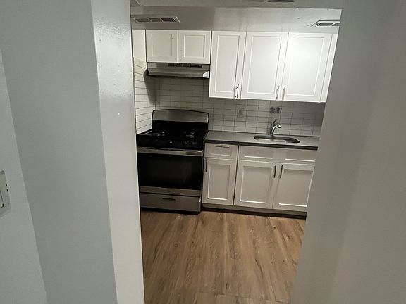 3rd image of 1133 E 224th St #1