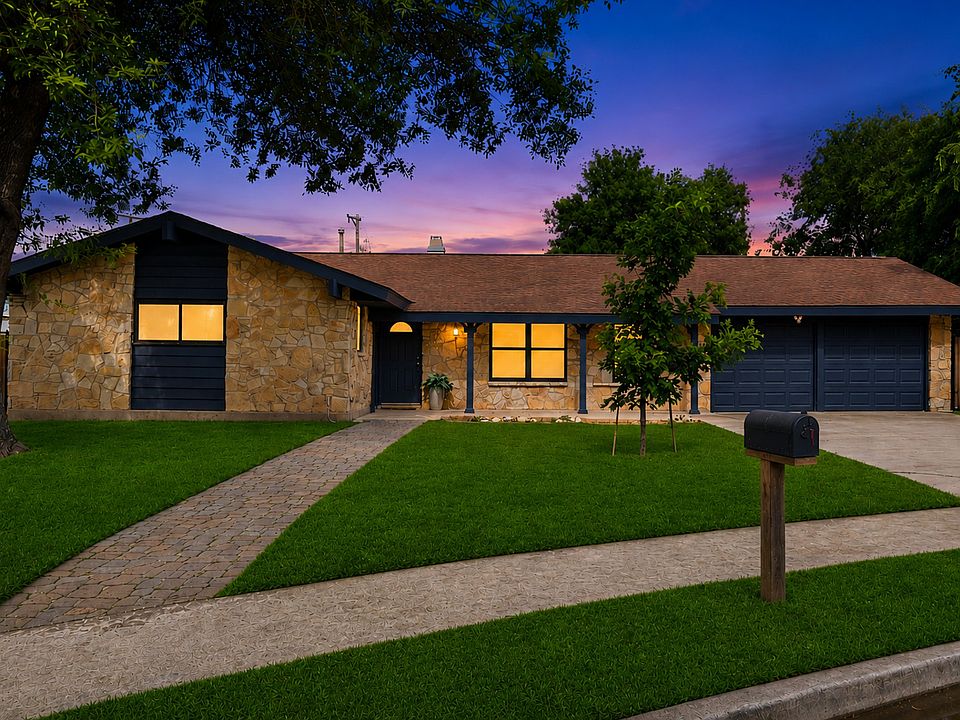 1st image of 9311 Contessa Dr