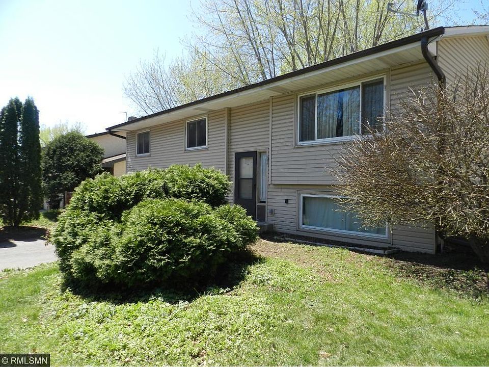 1st image of 2117 Bradley St