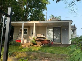 67382 Oil City Rd, Edwardsburg, MI 49112