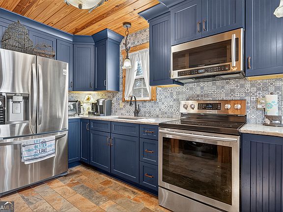 12th image of this home