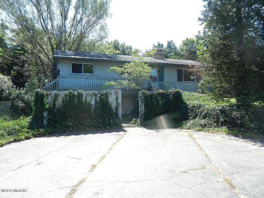 1st image of 2559 Blue Star Hwy