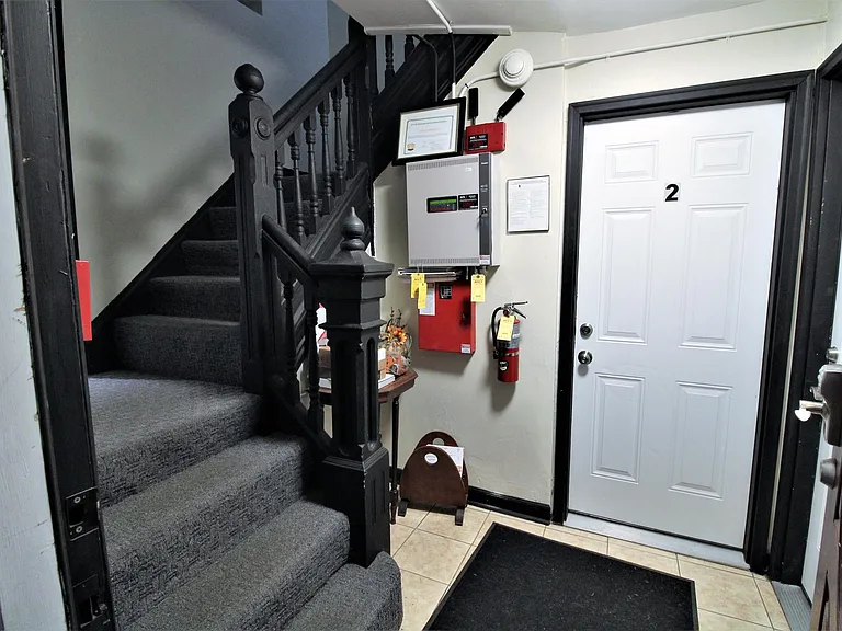 218 Alexander Ave #2 — Photo 14