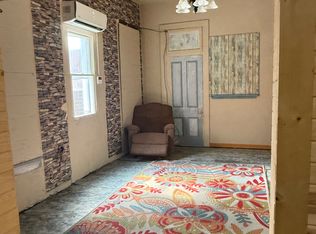 517 Main St, New Martinsville, WV 26155