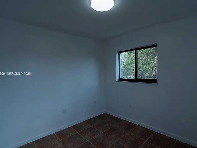 2729 SW 67th Ave — Photo 31