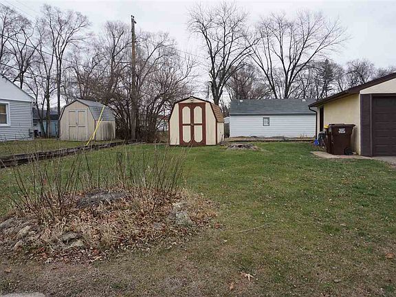 2nd image of 5615 Walker Ave