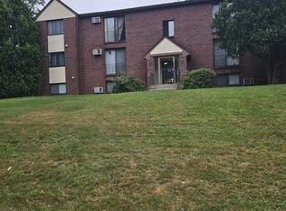 245 18th St #304, Dracut, MA 01826