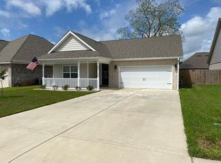 10425 W Landon Green Cir, Gulfport, MS 39503
