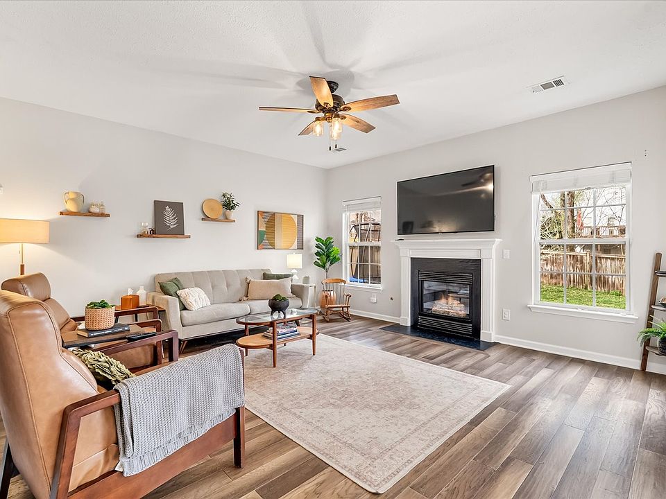 1st image of 7417 Riverland Dr