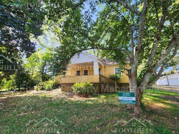 516 E Main St