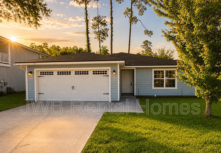 4650 Lenox Ave — Photo 1