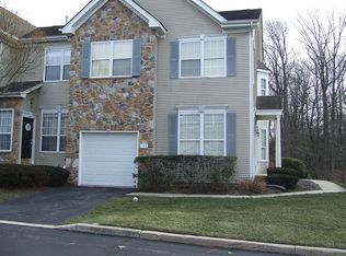 107 Chaps Ln, West Chester, PA 19382