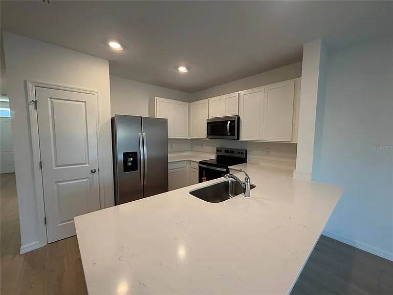 32538 Midsummer Night Ln — Photo 11