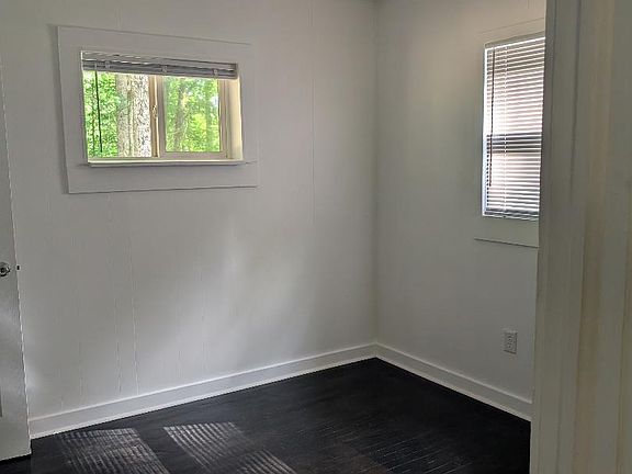 5th image of 9 Camden Pl APT C