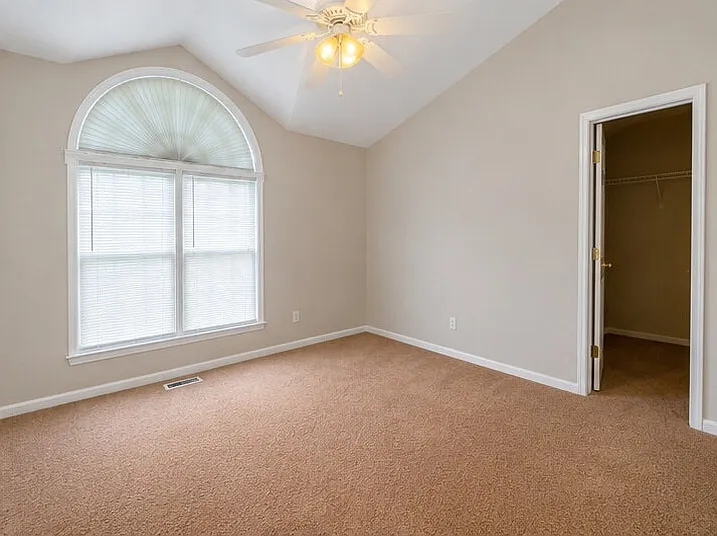 518 Foxdenton Pl — Photo 8