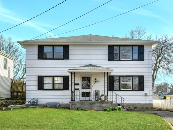 911 Cedar St Floor 2, Boonton, NJ 07005