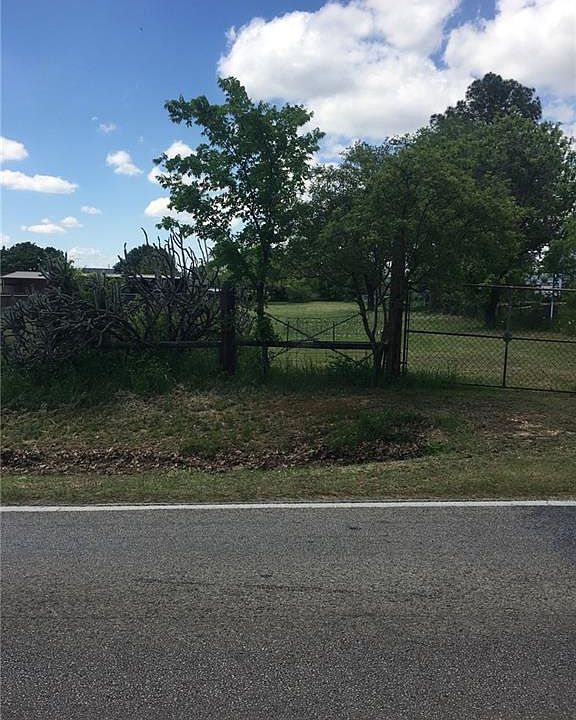 2nd image of 4035 Burleson Retta Rd