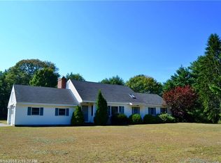 388 River Rd, Topsham, ME 04086
