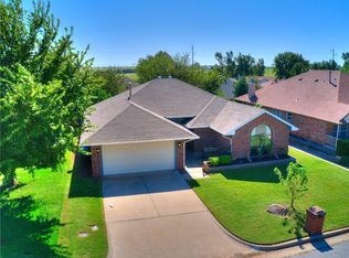 8212 Cinnamon Teal Dr, Oklahoma City, OK 73132