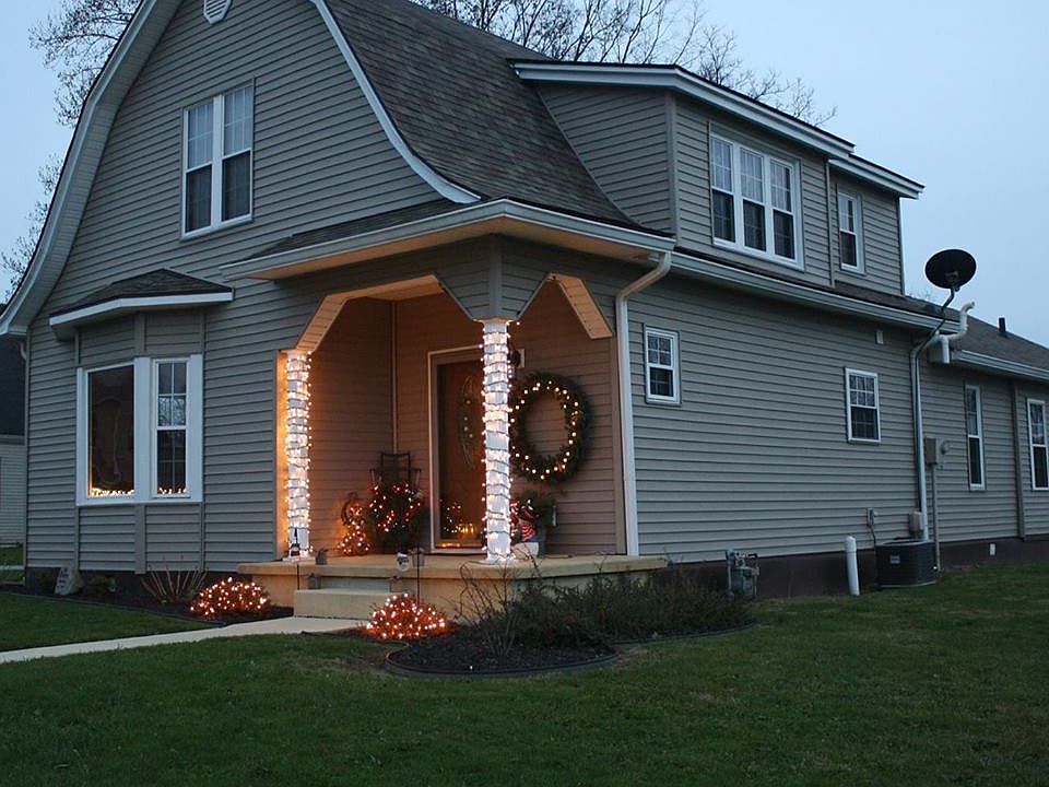 1st image of 14343 Main St