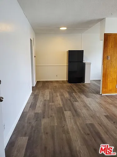 4745 Oakwood Ave #5 Photo 1
