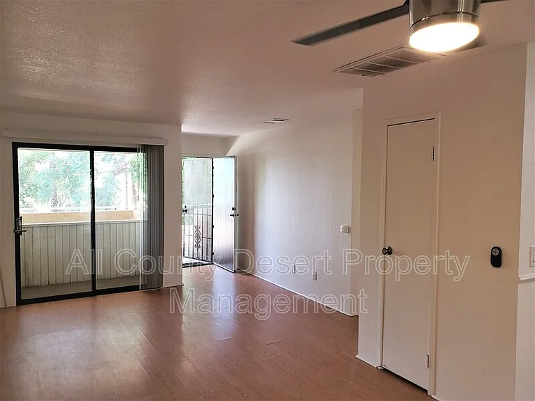 2810 N Arcadia Ct #A-205 — Photo 8