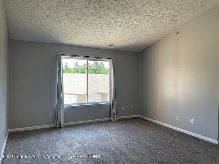 3021 Birch Row Dr #6 — Photo 3