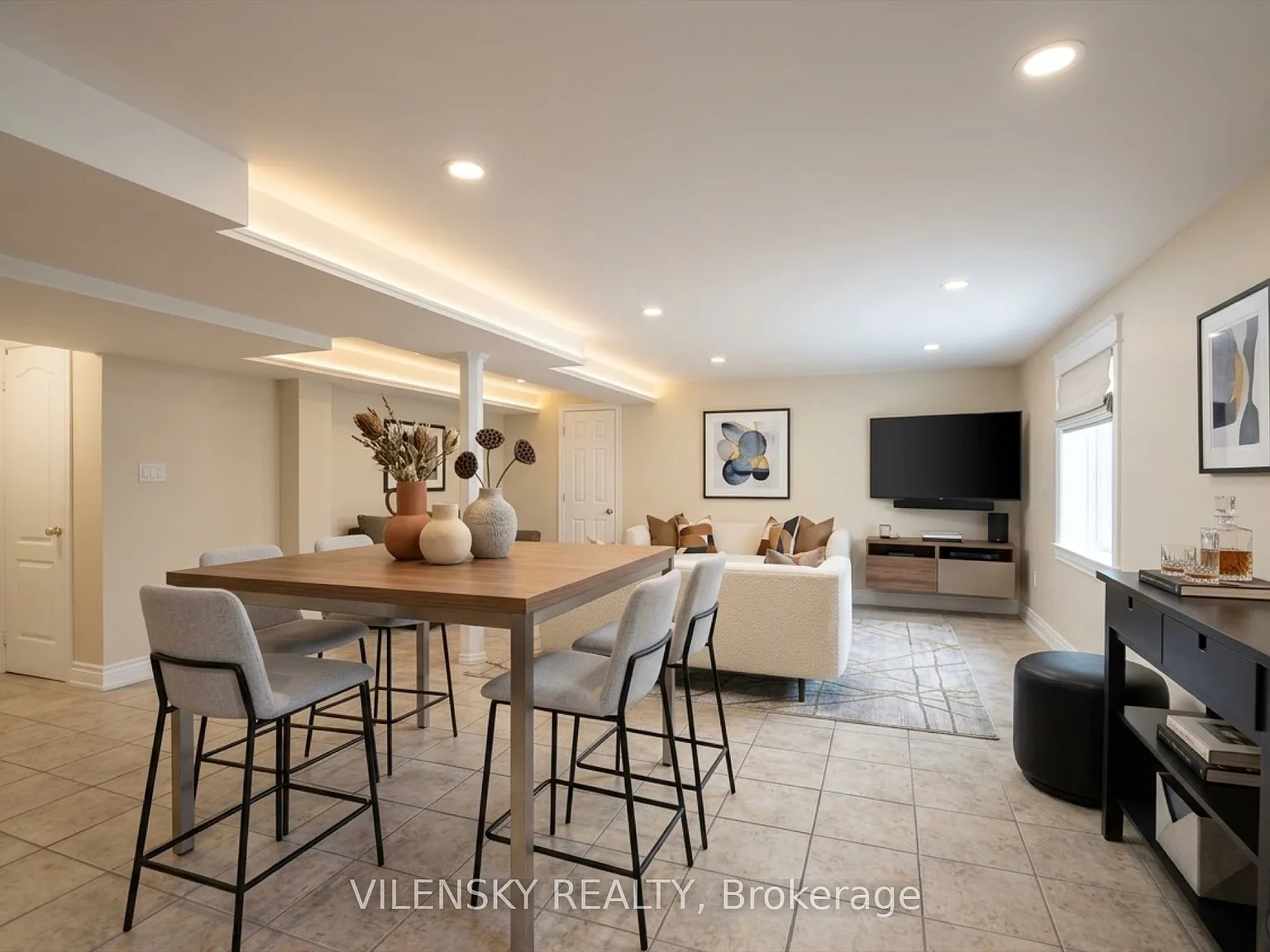 1 bed, $1,800 — Photo 1