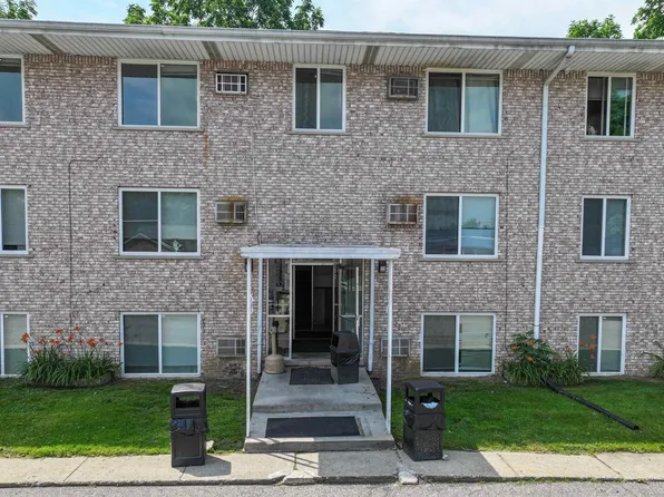 828 North St APT 10, Mount Morris, MI 48458