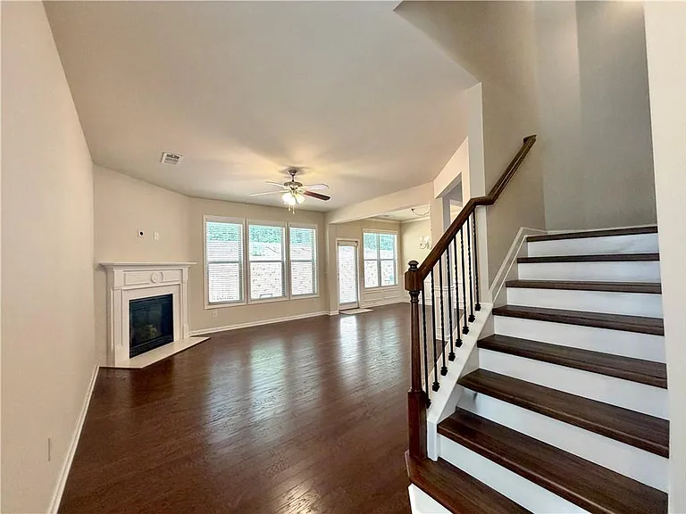 6215 Crested Moss Dr — Photo 3