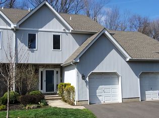 30 Hickory Ln, Little Silver, NJ 07739