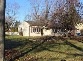 2912 Dayton Dr, Ann Arbor, MI 48108