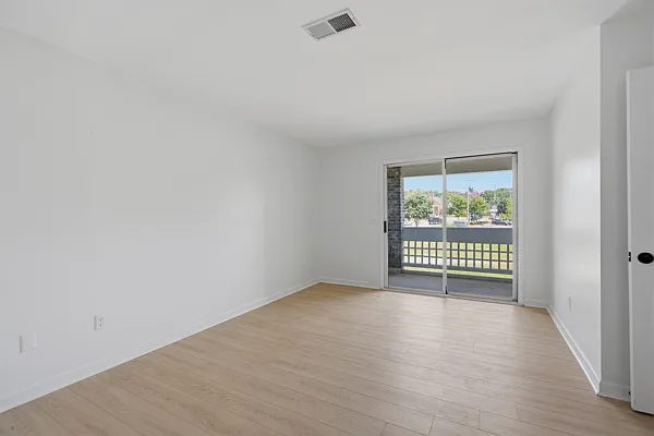 470 S Main St #203 — Photo 13