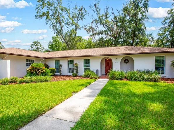 1305 NW 53rd Ter, Gainesville, FL 32605