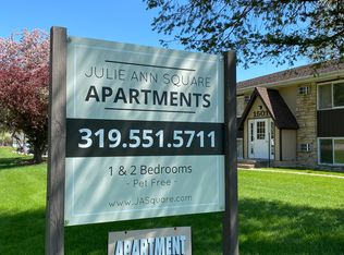 1506 E Ave Nw #3A, Cedar Rapids, IA 52405