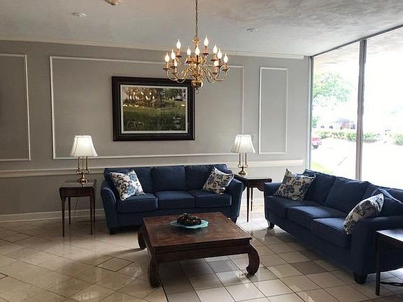 4th image of 2121 Nicholasville Rd APT 508