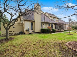 2731 Winter Garden Ct, Ann Arbor, MI 48105