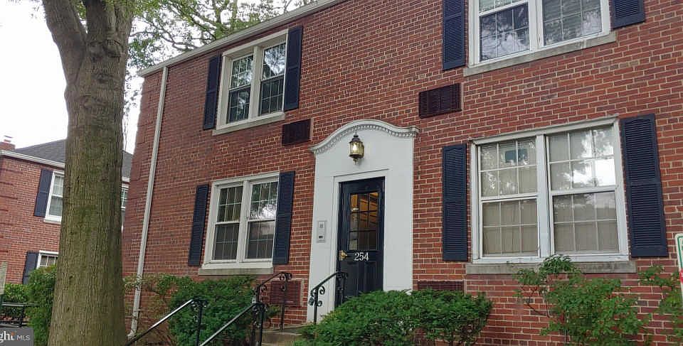1st image of 254 N Thomas St APT 2
