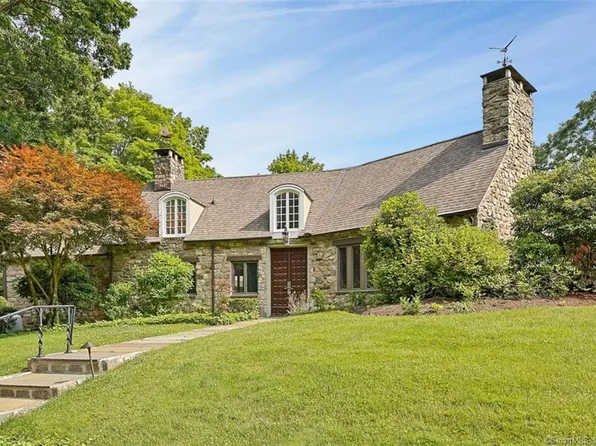 1 Spring Hill Road, Westport, CT 06880