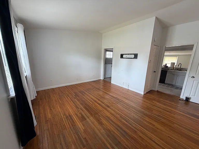 6002 Baltic Dr — Photo 8