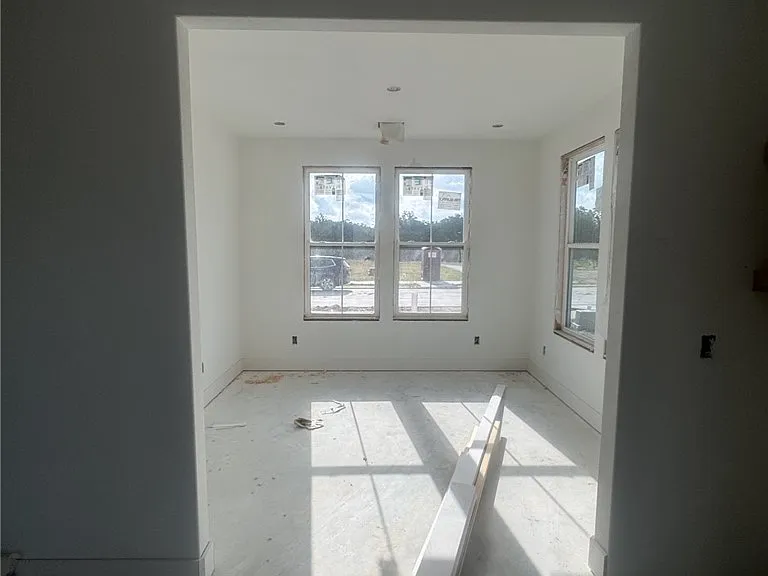 4056 Lakeside Club Dr — Photo 5