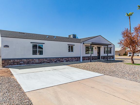 4th image of 8823 W EARLL Drive
