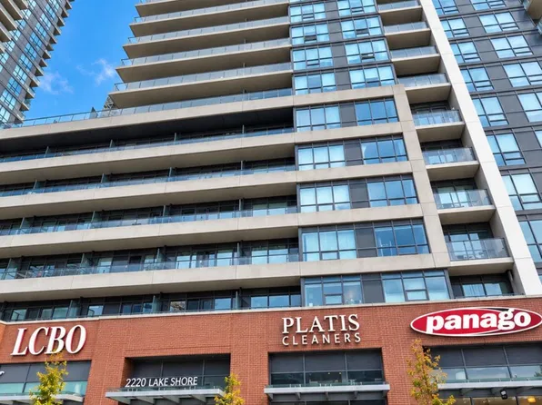 2220 Lakeshore Ave, Toronto, ON