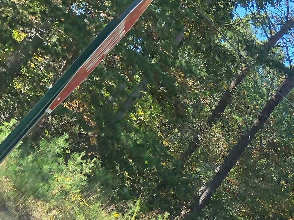 2nd image of 17 Buck Creek Cir
