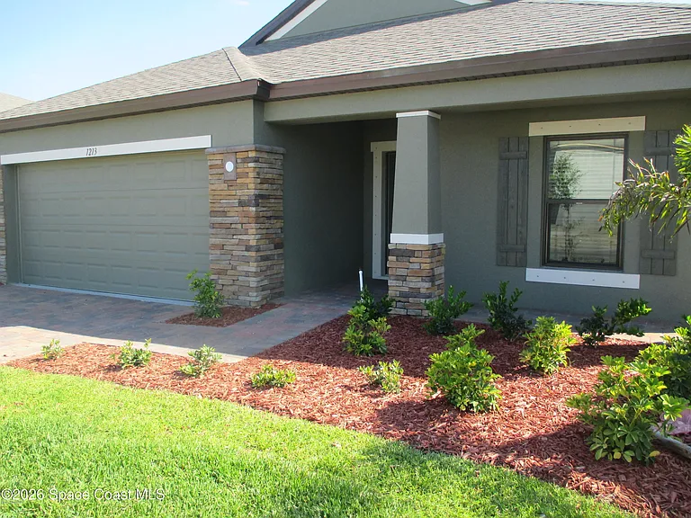 1213 Musgrass Cir — Photo 2