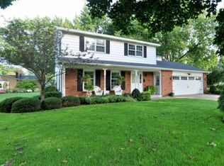 2455 Sierra Dr, Zeeland, MI 49464